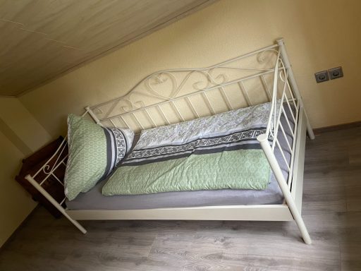 Schlafzimmer 2